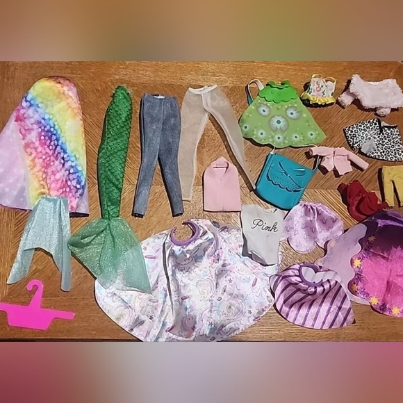 Barbie Doll LOL BRATS Bulk Clothes Lot - Picture 1 of 4